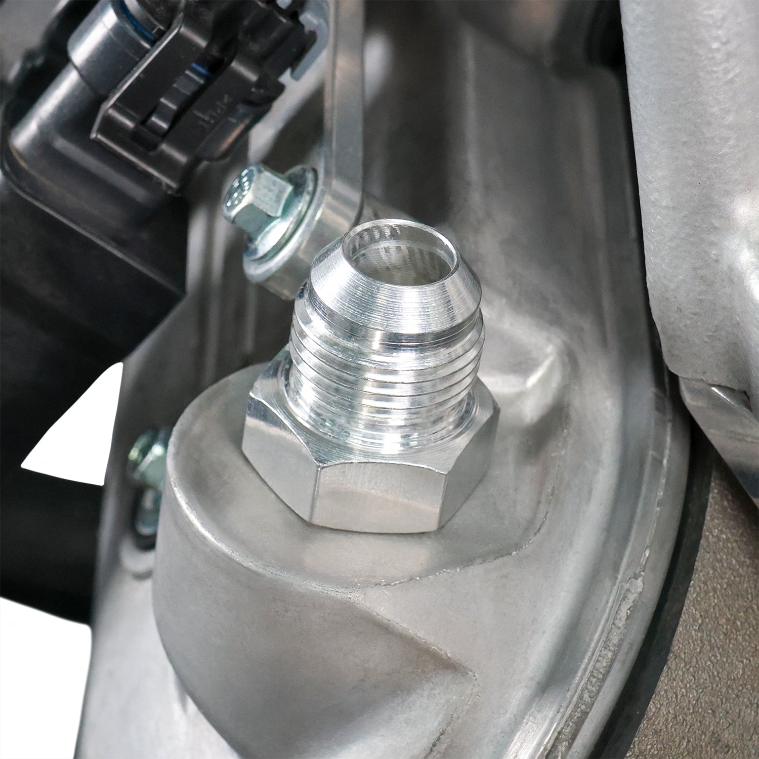 LS Valve Cover Press In Fitting - 10AN - ICT Billet PCV-PRESS-10AN