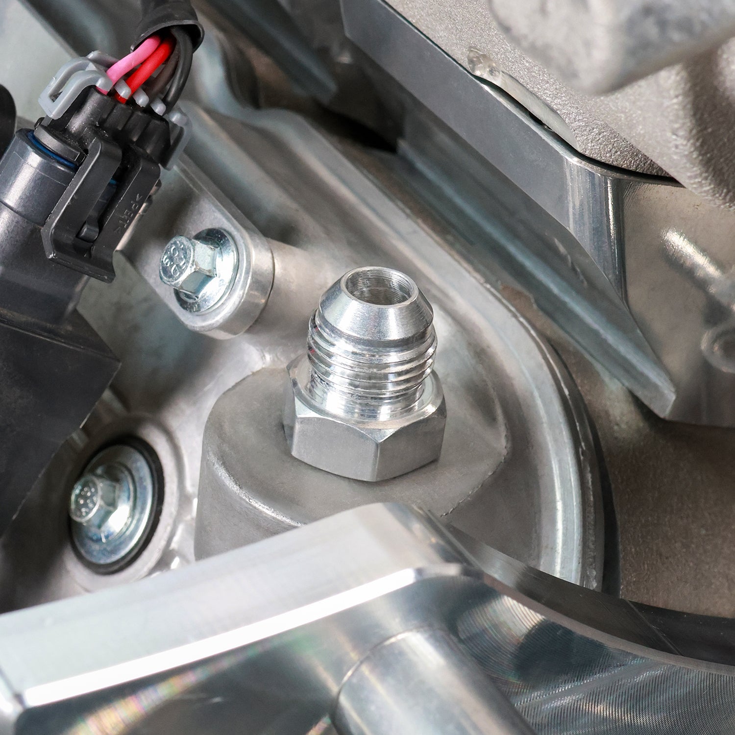 LS Valve Cover Press In Fitting - 8AN - ICT Billet PCV-PRESS-8AN